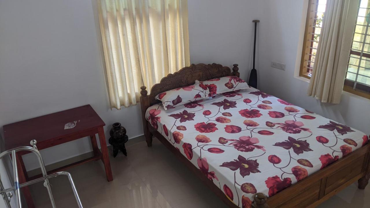 The Munroe Villagio Homey Mundrothuruth Екстериор снимка